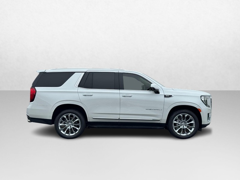 GMC Yukon Vehicle Image 02