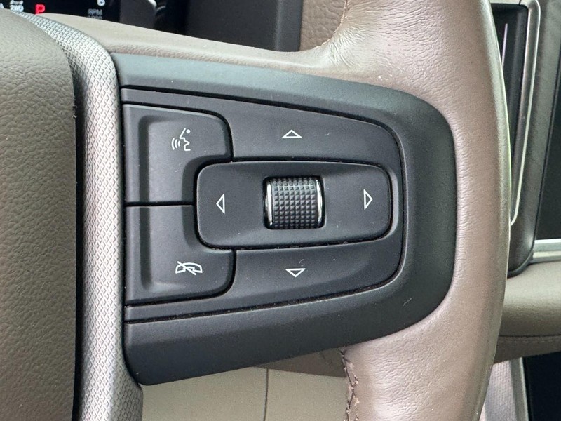 GMC Yukon Vehicle Image 21