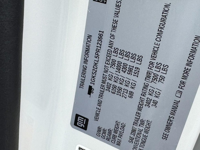 GMC Yukon Vehicle Image 28