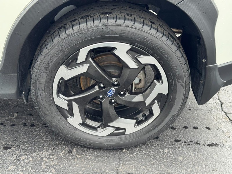 Subaru Crosstrek Vehicle Image 07