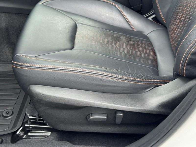 Subaru Crosstrek Vehicle Image 25