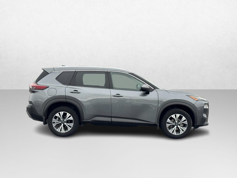 Nissan Rogue Vehicle Image 02