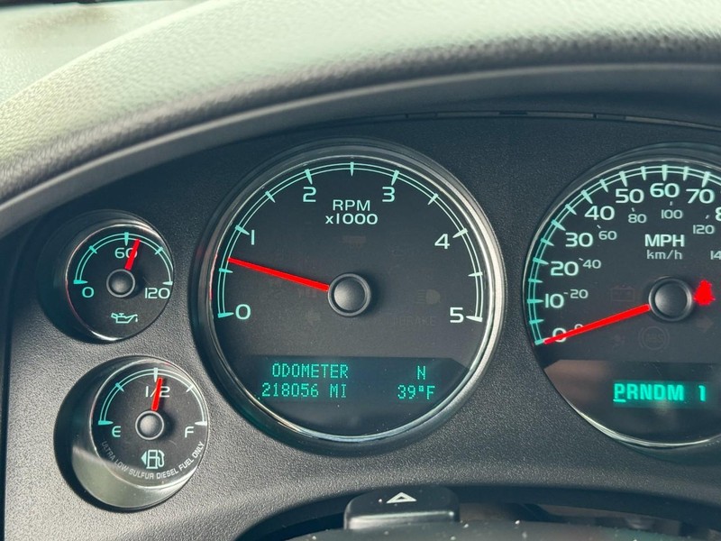 GMC Sierra 2500HD Vehicle Image 18