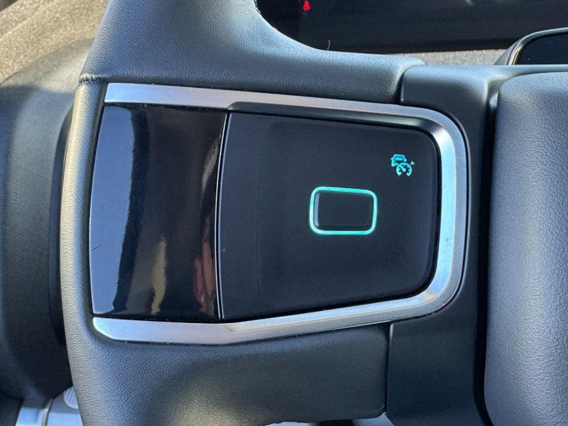 Ford Expedition Max Vehicle Full-screen Gallery Image 19