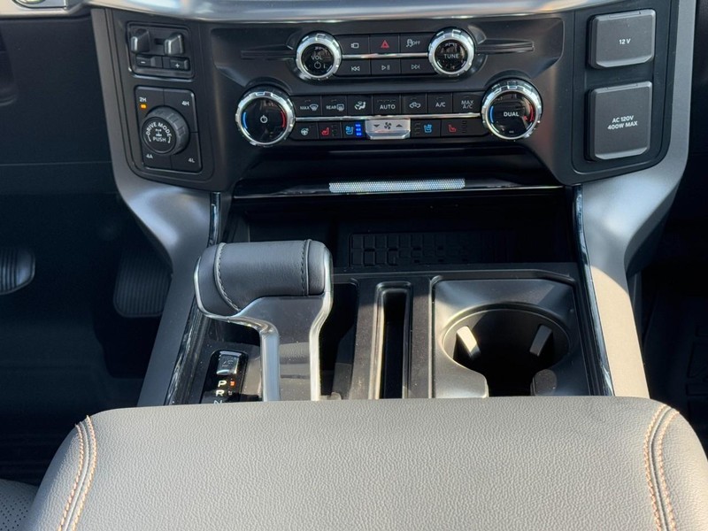 Ford F-150 Vehicle Image 10