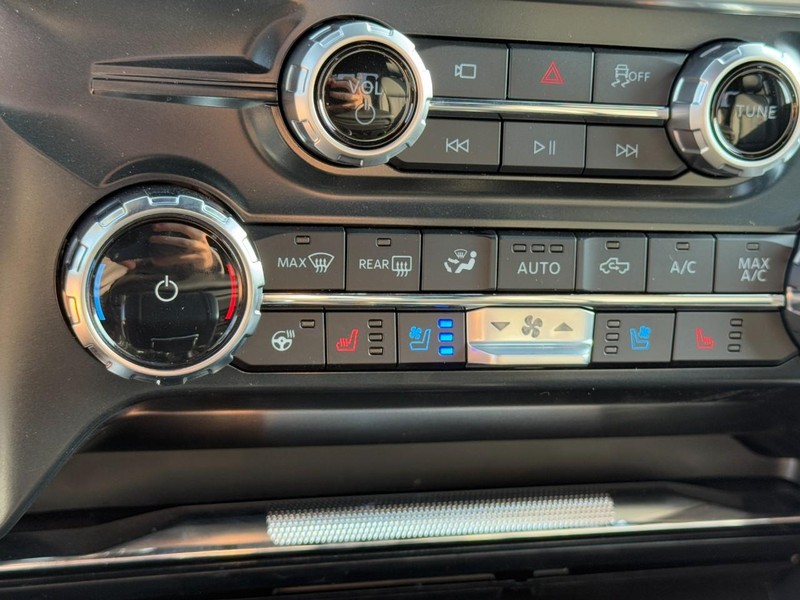 Ford F-150 Vehicle Image 14