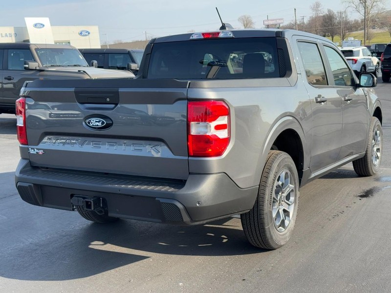Ford Maverick Vehicle Image 03