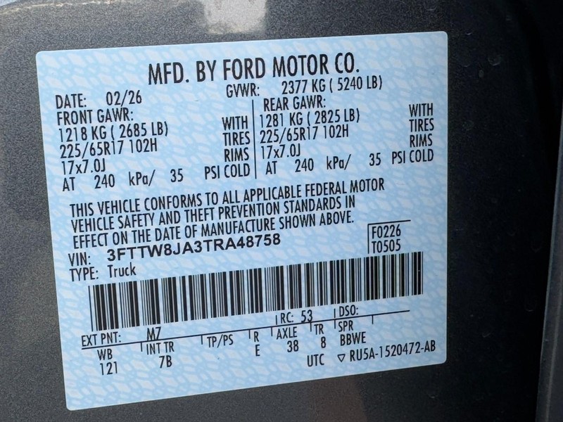 Ford Maverick Vehicle Image 16