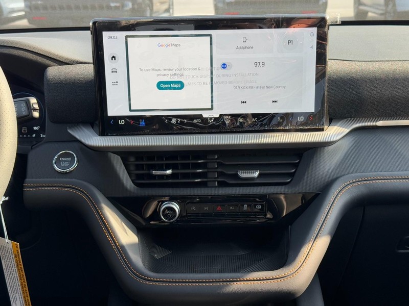 Ford Explorer Vehicle Image 09