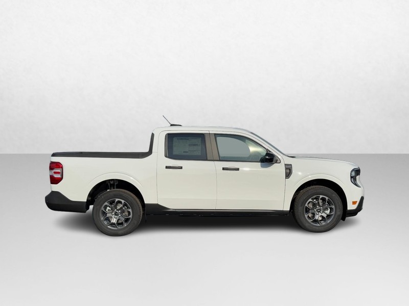 Ford Maverick Vehicle Image 02