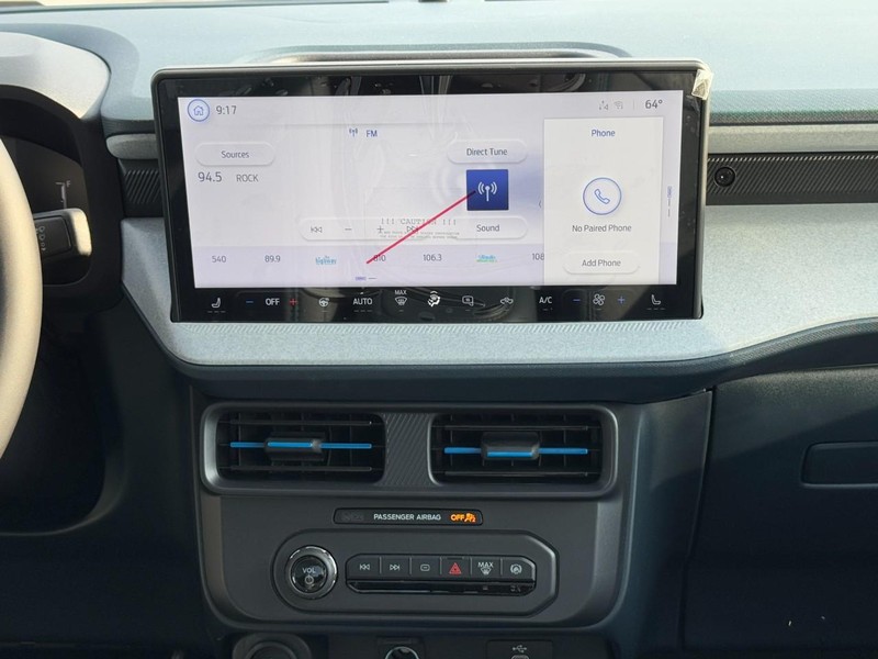 Ford Maverick Vehicle Image 08