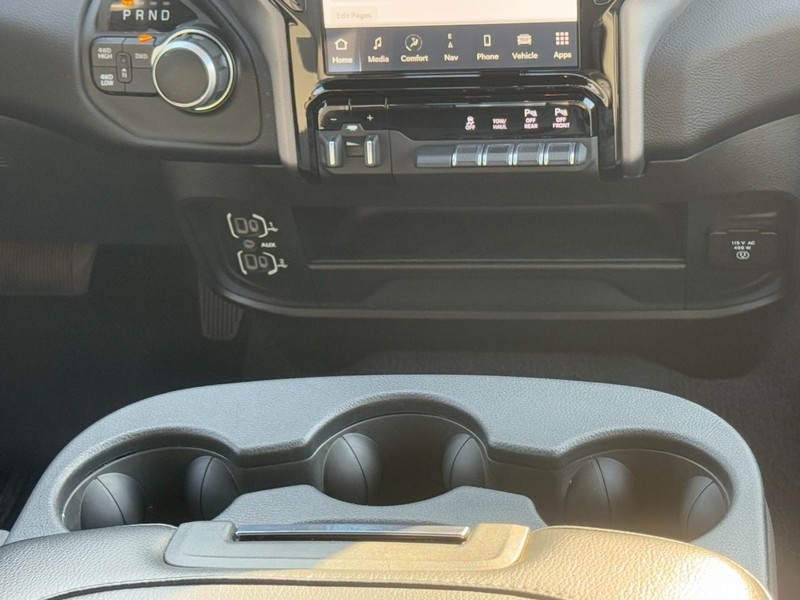 Ram 2500 Vehicle Image 16