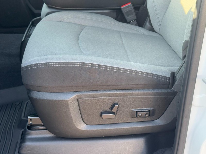 Ram 2500 Vehicle Image 25