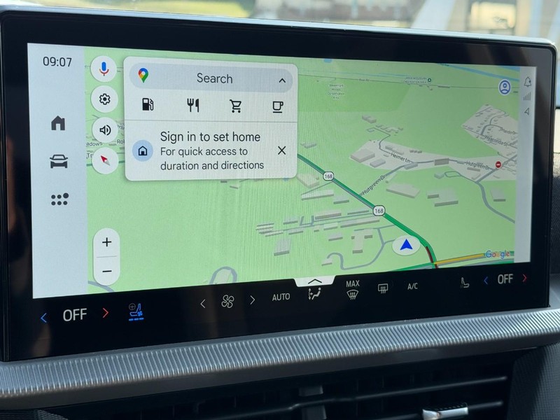 Ford Explorer Vehicle Image 14