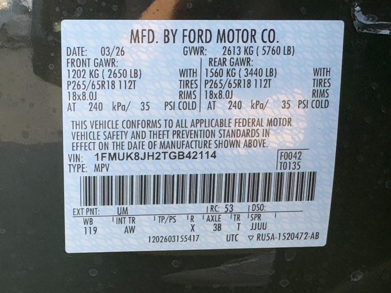 Ford Explorer Vehicle Image 17