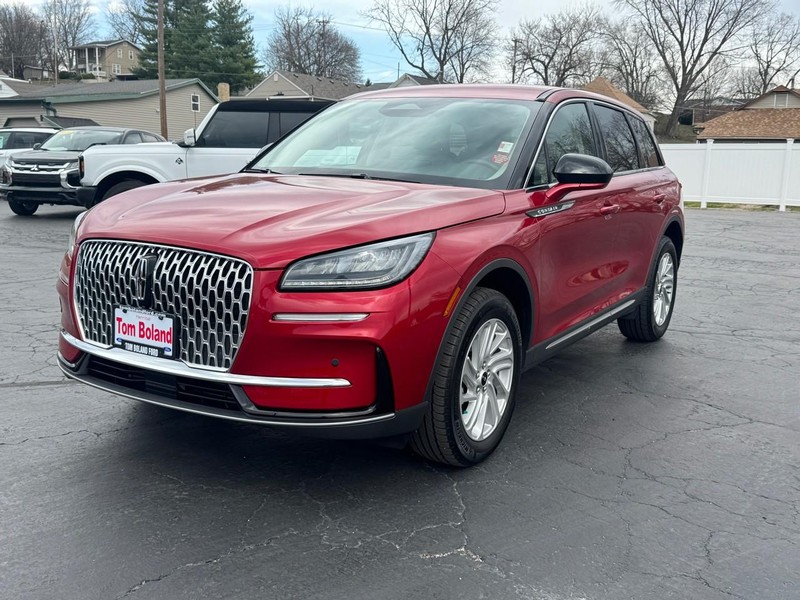 Lincoln Corsair Vehicle Image 03