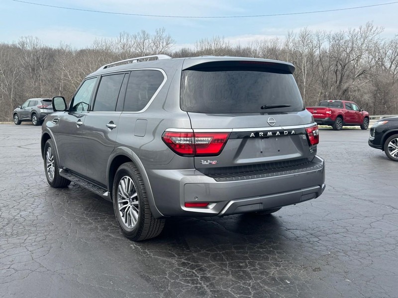 Nissan Armada Vehicle Image 05