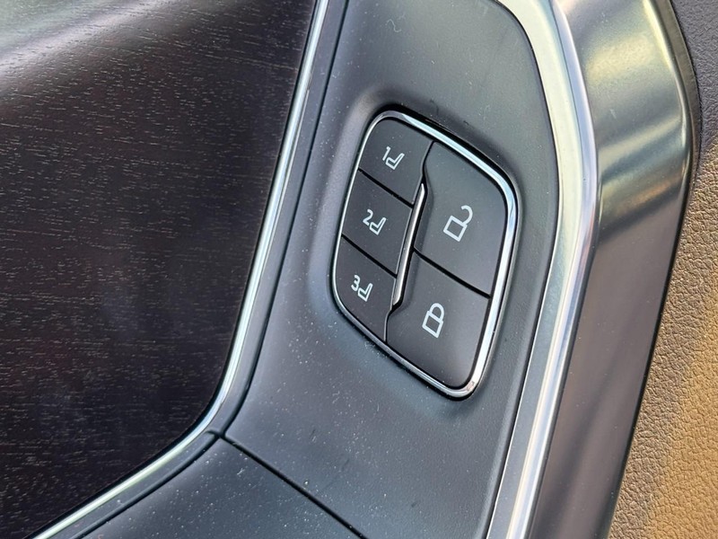 Ford F-150 Vehicle Image 10