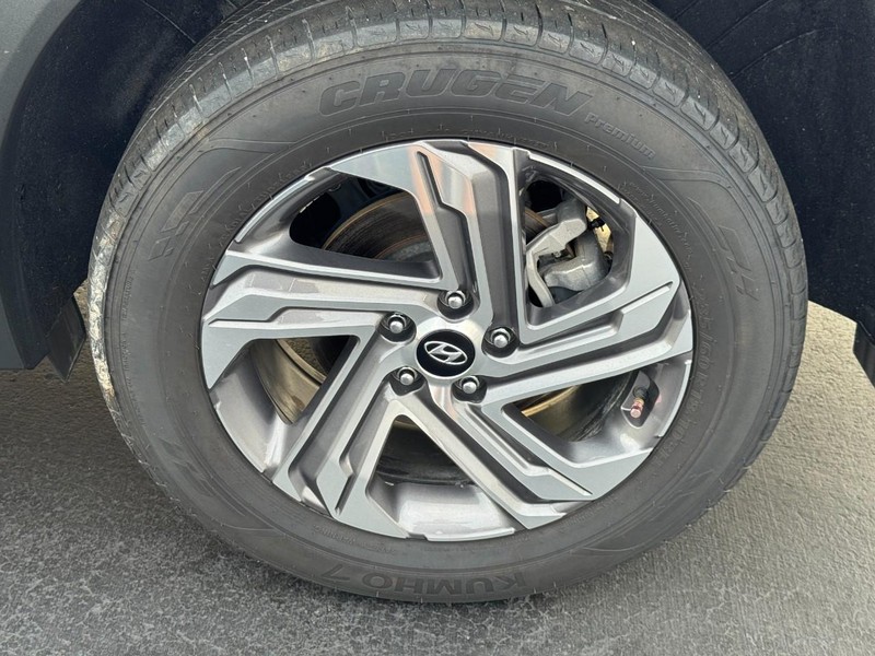 Hyundai Santa Fe Vehicle Image 07