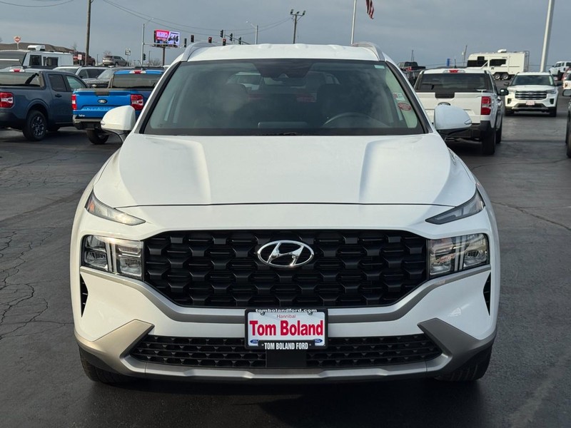 Hyundai Santa Fe Vehicle Image 09