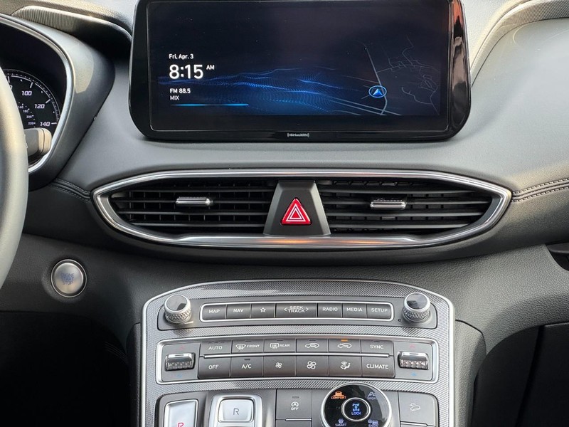 Hyundai Santa Fe Vehicle Image 13