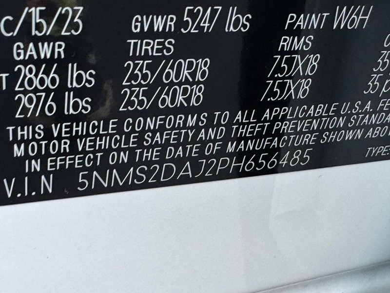 Hyundai Santa Fe Vehicle Image 25