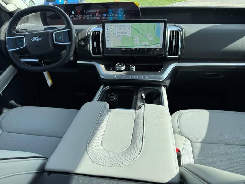 Ford Expedition Max Vehicle Image 07