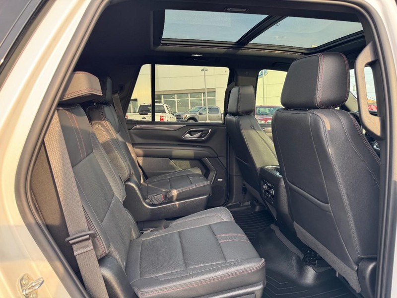 Chevrolet Tahoe Vehicle Full-screen Gallery Image 10