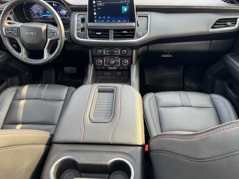 Chevrolet Tahoe Vehicle Full-screen Gallery Image 12