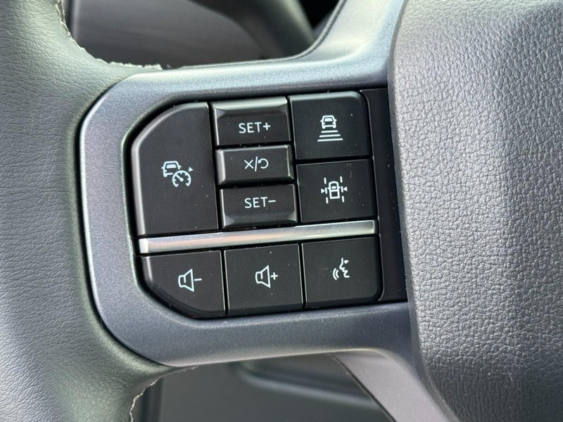 Ford F-150 Vehicle Image 10