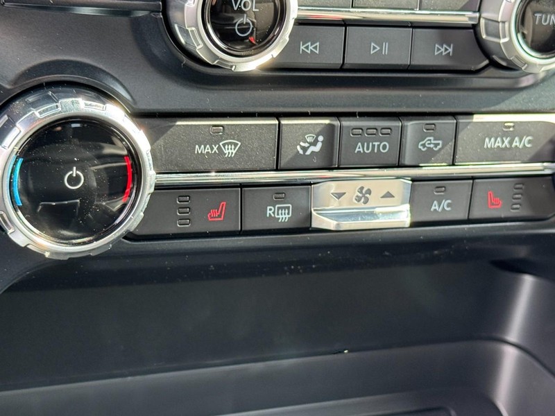 Ford F-150 Vehicle Image 12