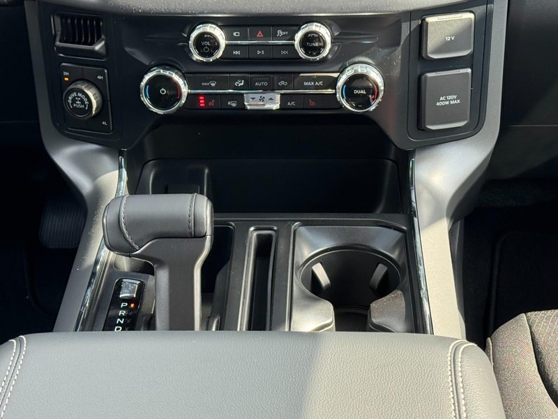 Ford F-150 Vehicle Image 09