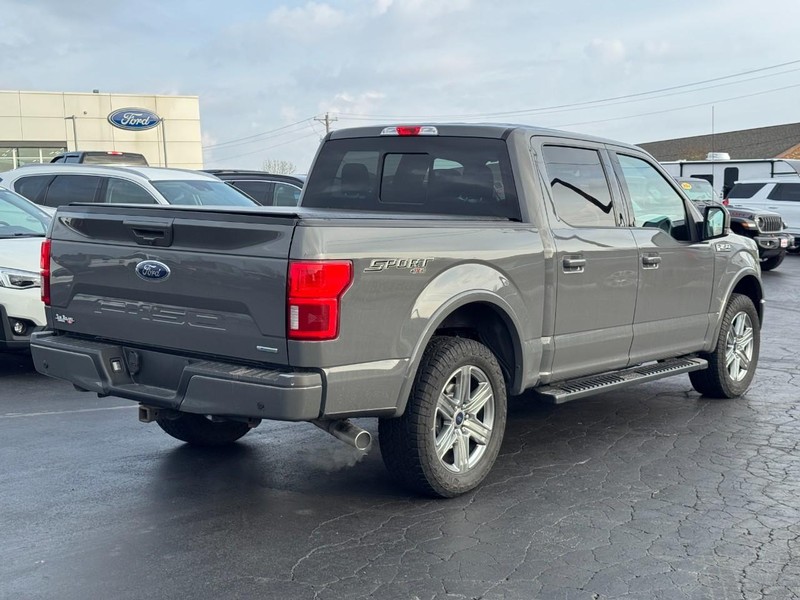 Ford F-150 Vehicle Full-screen Gallery Image 03