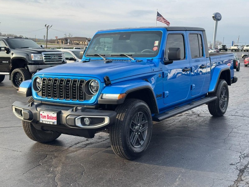 Jeep Gladiator Vehicle Image 08