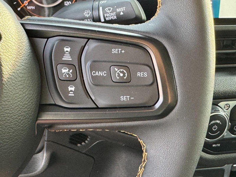 Jeep Gladiator Vehicle Image 19