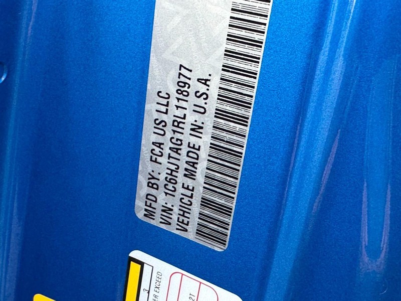 Jeep Gladiator Vehicle Image 25