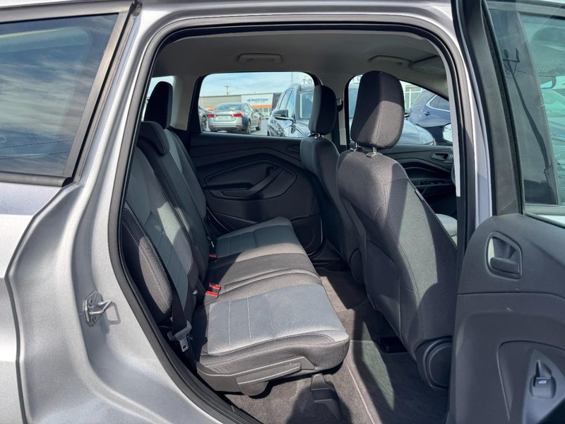 Ford Escape Vehicle Image 10