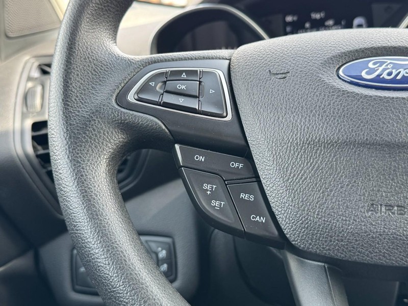 Ford Escape Vehicle Image 16