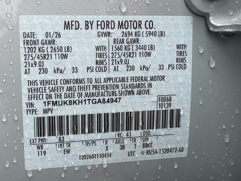 Ford Explorer Vehicle Image 19