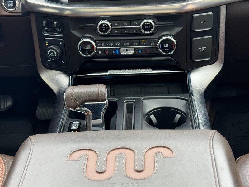 Ford F-150 Vehicle Image 14