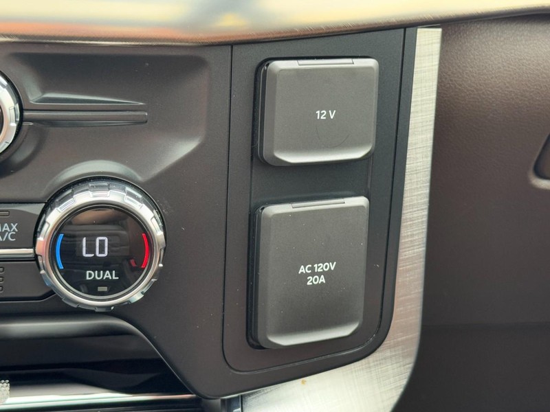 Ford F-150 Vehicle Image 21