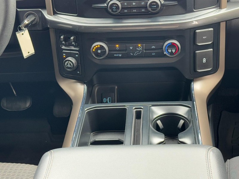 Ford F-150 Vehicle Image 14