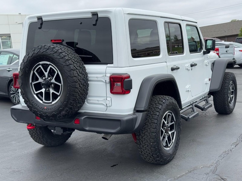 Jeep Wrangler Vehicle Image 03
