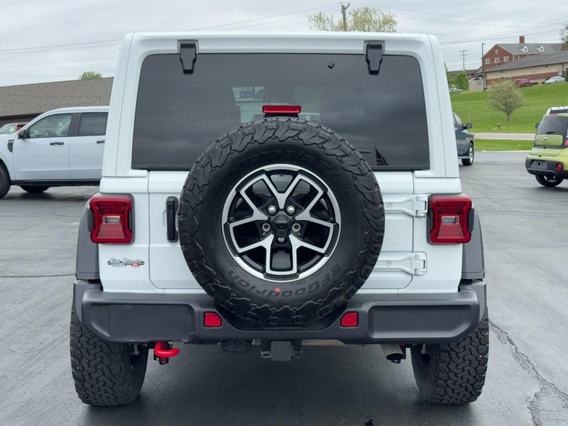 Jeep Wrangler Vehicle Image 04
