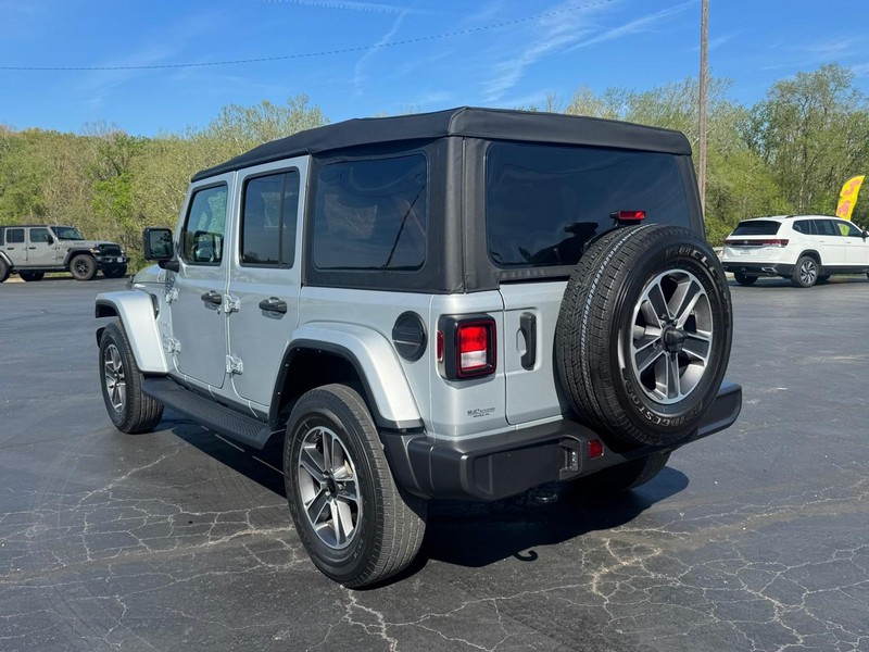 Jeep Wrangler Vehicle Image 05
