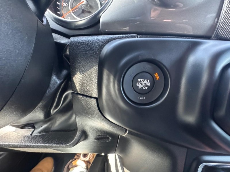 Jeep Wrangler Vehicle Image 18