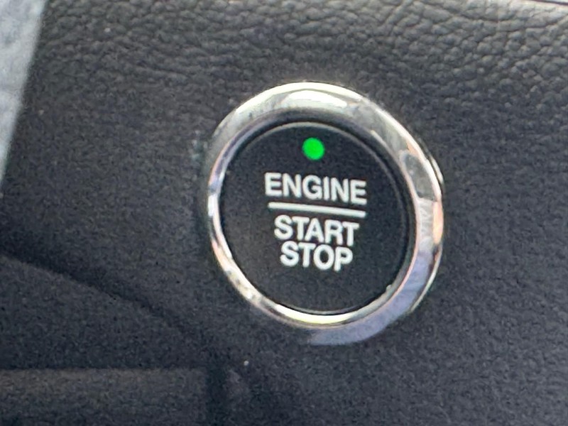 Ford Edge Vehicle Image 18
