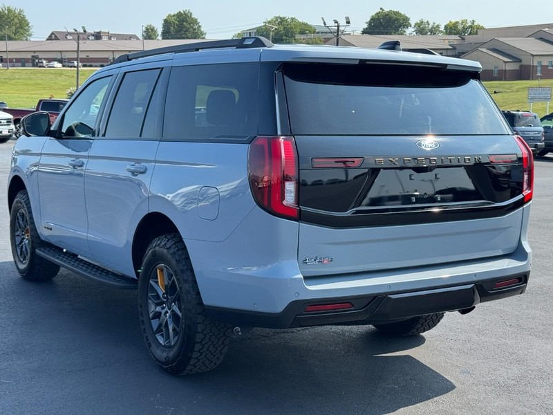 Ford Expedition Vehicle Image 06