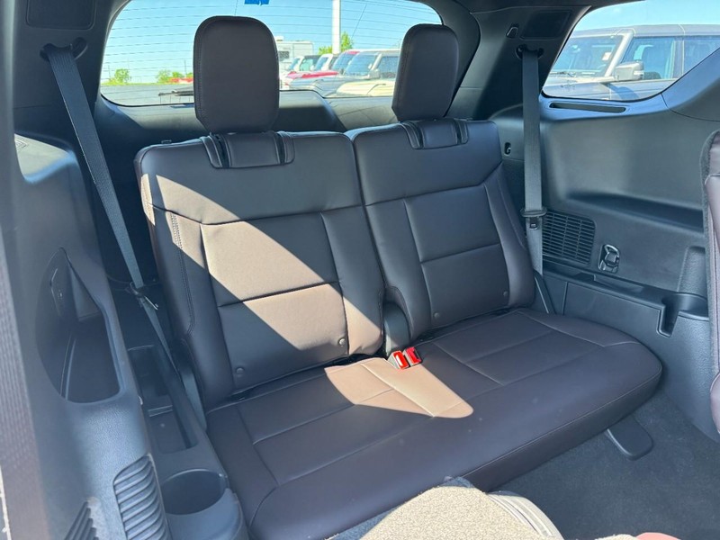 Ford Explorer Vehicle Image 06