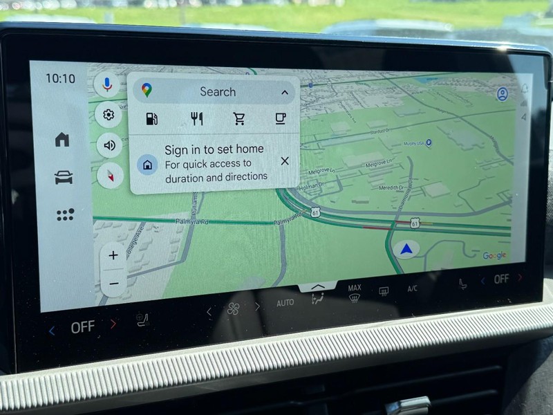 Ford Explorer Vehicle Image 16